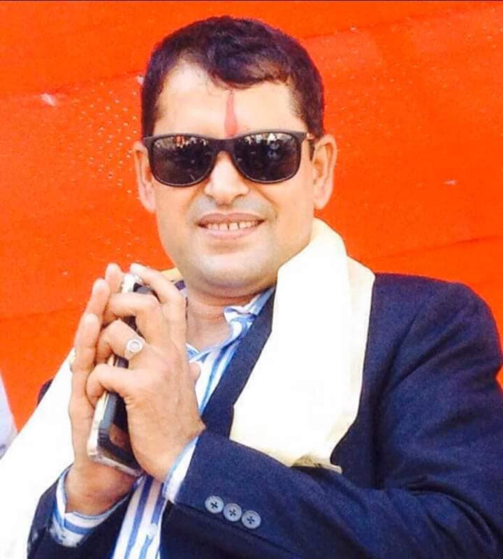 सीमावर्ती सपनाको मानचित्र कोर्दै पाण्डे सीमावर्ती सपनाको मानचित्र कोर्दै पाण्डे